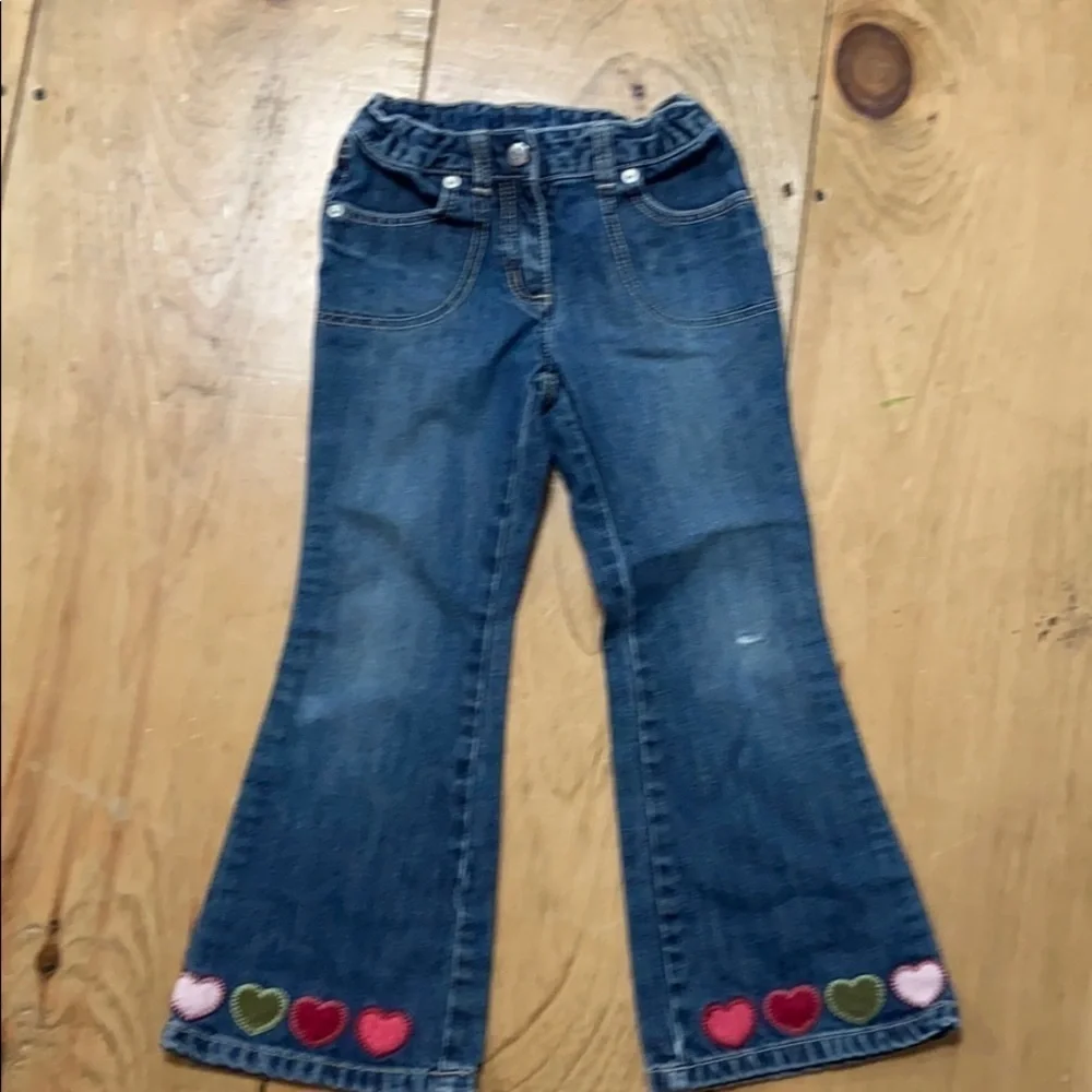Gymboree, Girls , cute retro, distressed, embroidered hearts jeans. 6 adjust